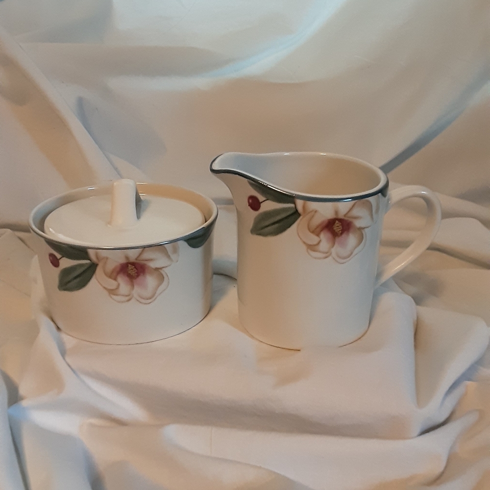 COPY - Savannah Grove Collection sugar and creamer set